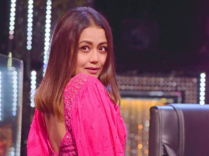 Neha Kakkar used to sing mata ki bhente in Jagrata with sister Sonu Kakkar, Throwback video viral