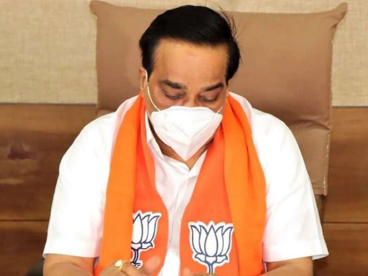 गुजरात भाजपा के अध्यक्ष सीआर पाटिल ने सोनल मोदी का टिकट काटने पर कहा कि नियम सबके लिए बराबर हैं।