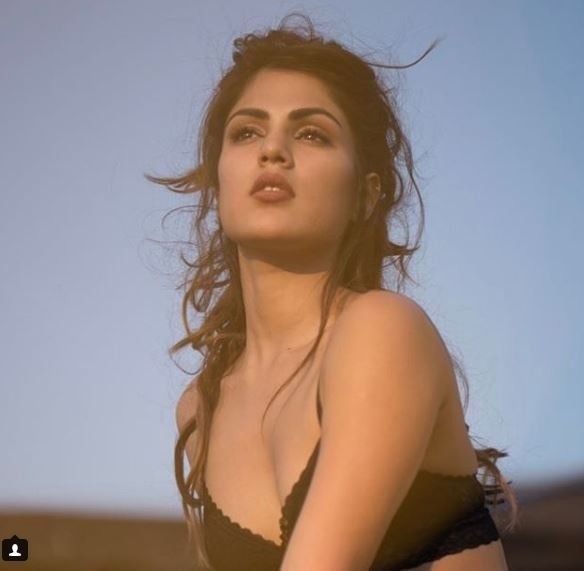 Rhea Chakraborty shared the photo, wrote Faith remains intact