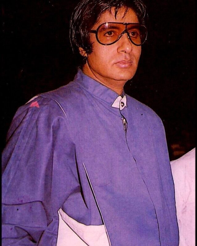जिन सेलेब्स की इनकम का हिसाब लगाना है मुश्किल, उनकी पहली सैलरी जानकर रह जाएंगे हैरान