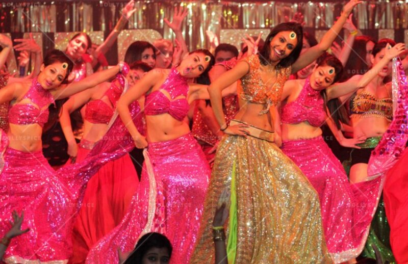 Bollywood background dancers, Bollywood dancer earnings