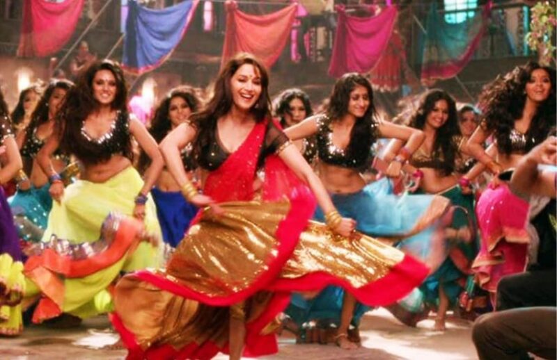 Bollywood background dancers, Bollywood dancer earnings