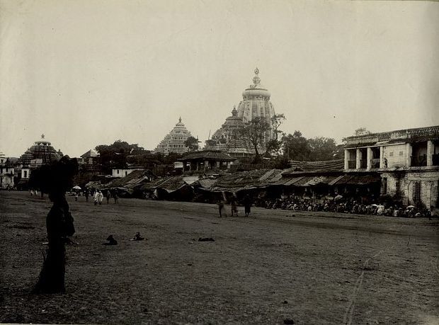 oldest photos of monuments