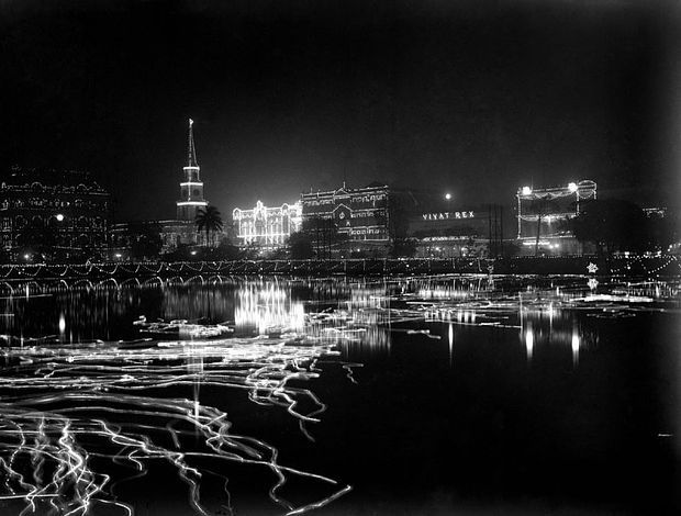oldest photos of monuments
