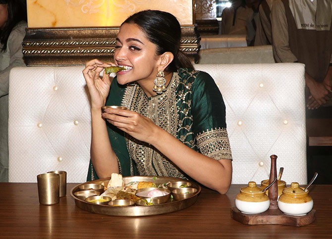 दीपिका पादुकोण 