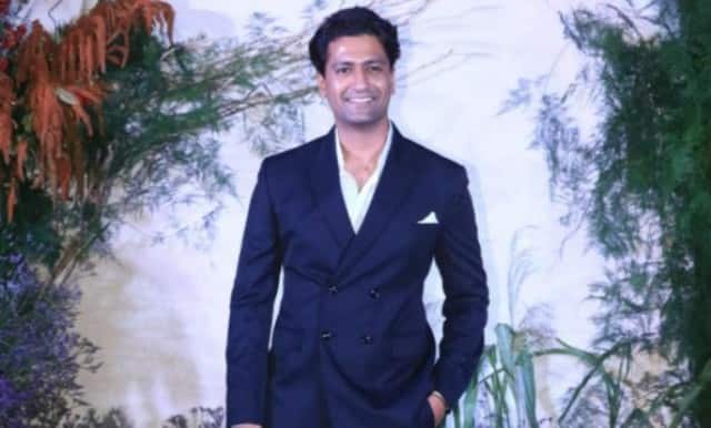 मुंबई के ग्रैंड रिसेप्शन से आई अली फजल और ऋचा चड्ढा की फोटोज, बधाई देने पहुंचे विकी कौशल