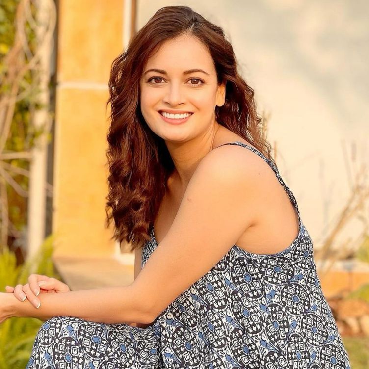 dia mirza 