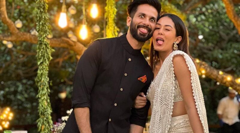 Shahid Kapoor's comment on wife Mira Rajput's new post leaves netizens laughing: 'Didn't even wait to leave the bathroom' | Entertainment News,The Indian Express