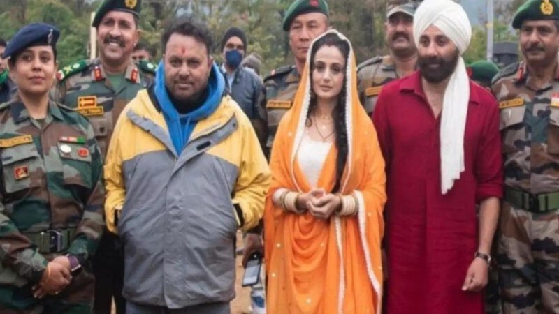 Gadar 2': Sunny Deol and Ameesha Patel kick-start shooting of the much-awaited sequel | Hindi Movie News - Bollywood - Times of India
