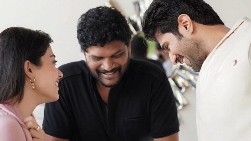 Rashmika Mandanna, Vijay Deverakonda Celebrate 5 Years Of Geetha Govindam Together; See Photos